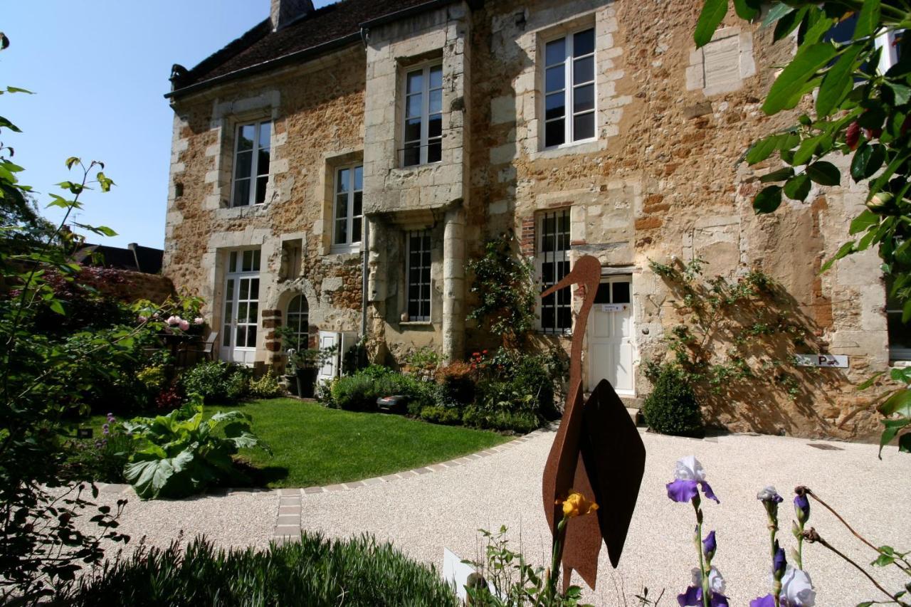 Logis - Hotel & Restaurant Du Tribunal Mortagne-au-Perche Esterno foto