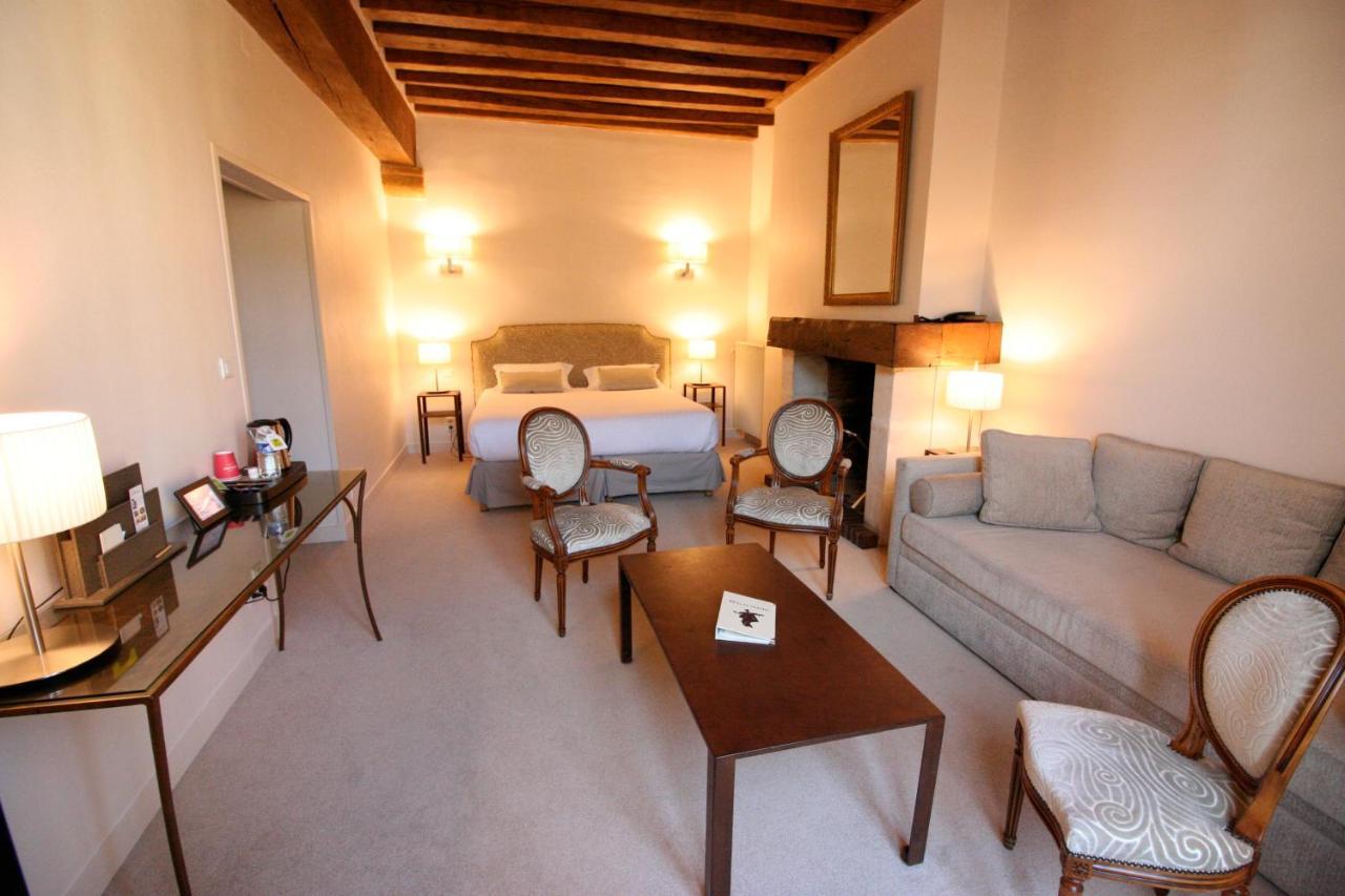 Logis - Hotel & Restaurant Du Tribunal Mortagne-au-Perche Esterno foto